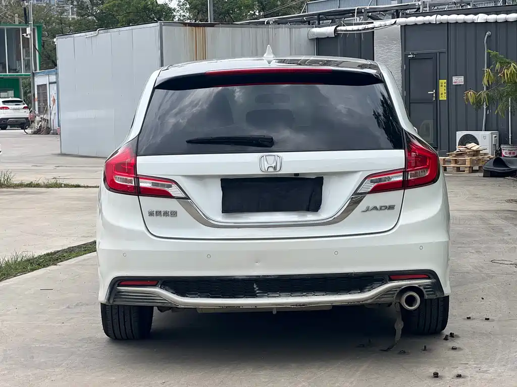 Honda Jade 2017 — фото 9