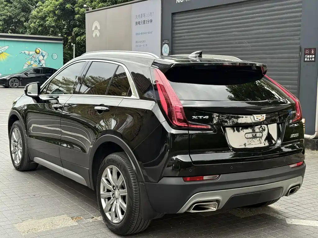Cadillac XT4 2020 — фото 11