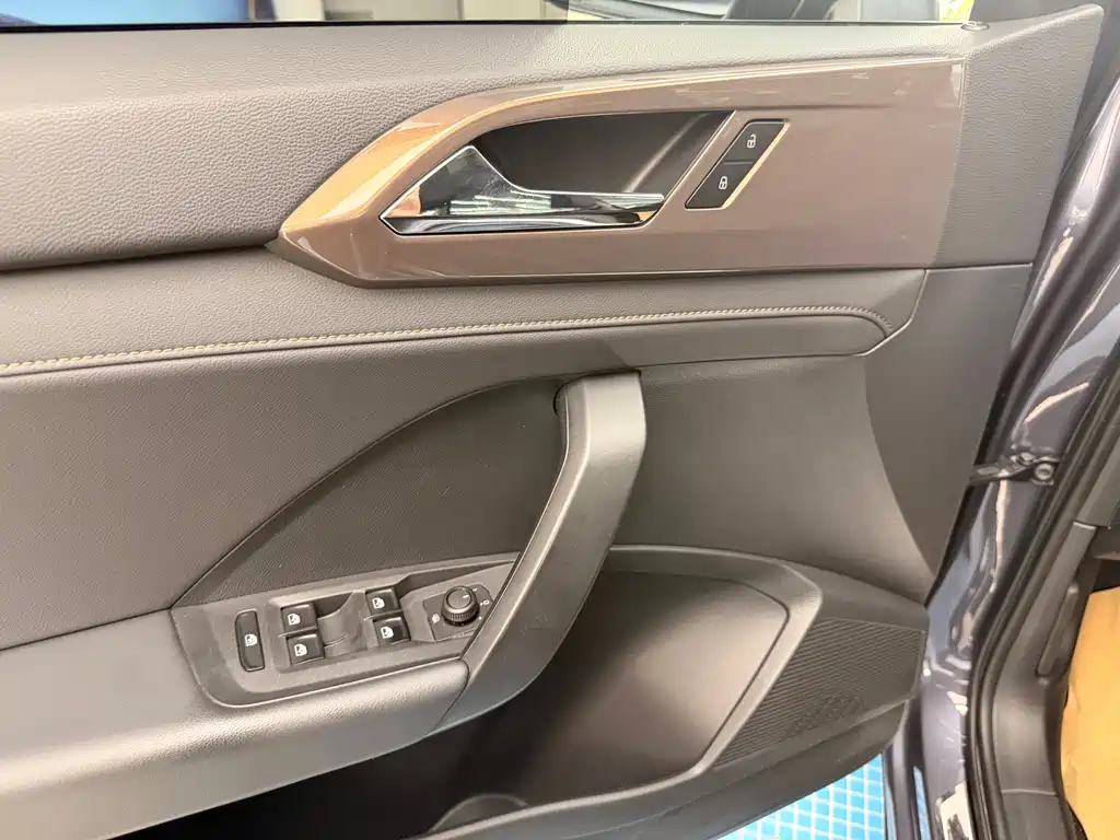 Volkswagen Tuyue 2021