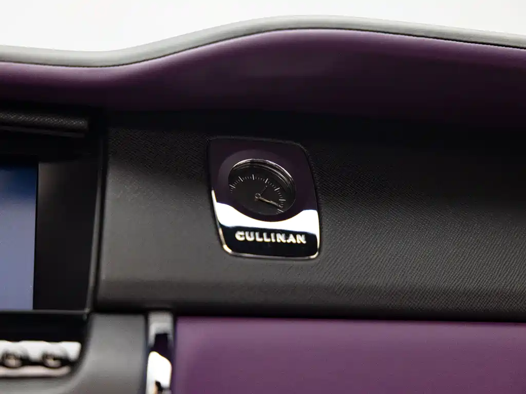 Rolls-Royce Cullinan 2020 — фото 26