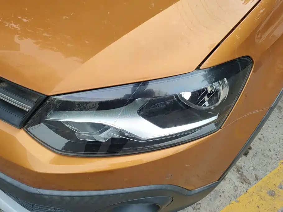 Volkswagen Polo 2015