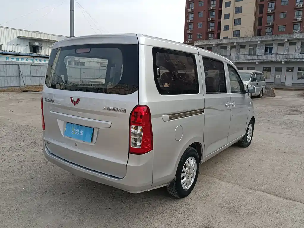 Wuling Rongguang V 2017 — фото 13