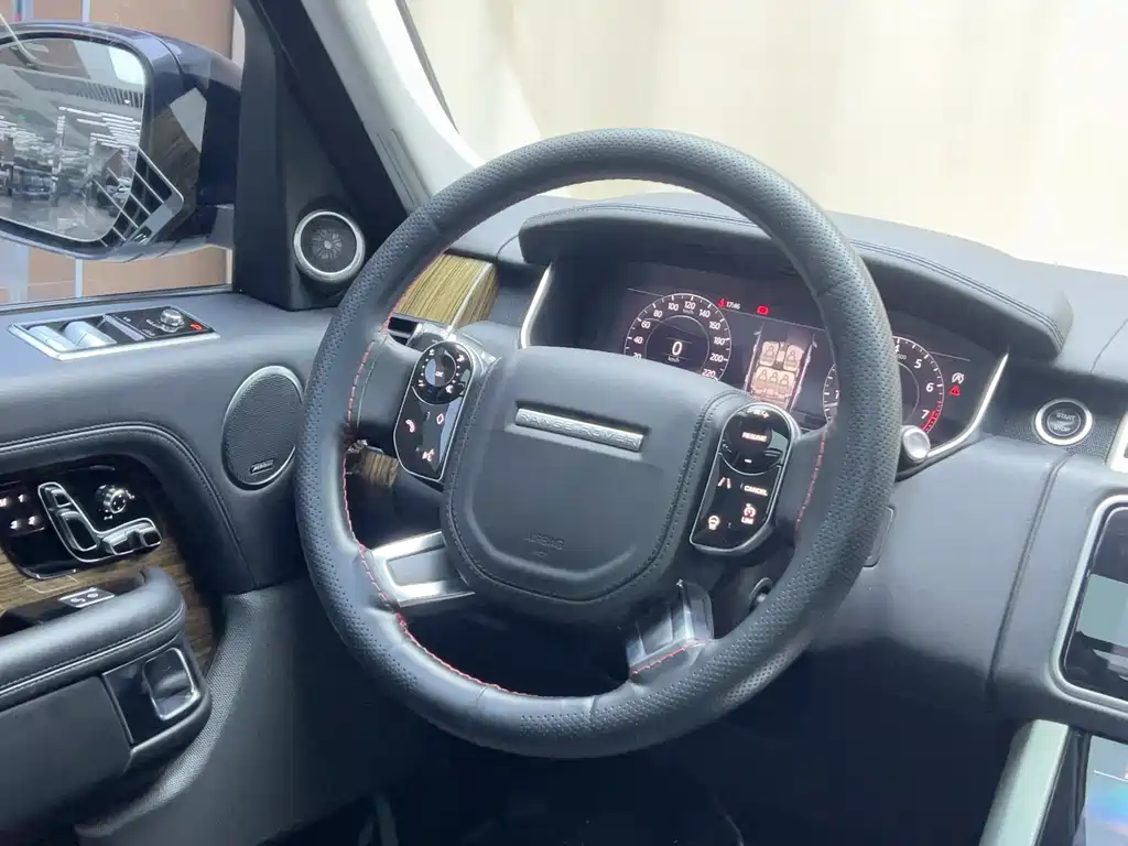 Land Rover Range Rover 2019 — фото 13