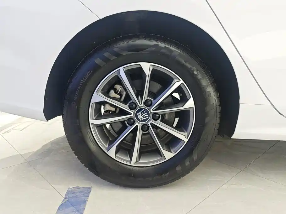 BYD Qin PLUS 2025 — фото 6