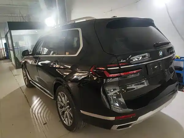 BMW X7 2024
