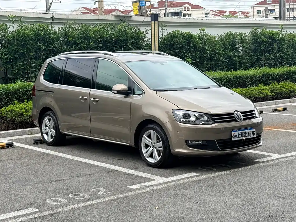 Volkswagen Sharan 2017 — фото 3