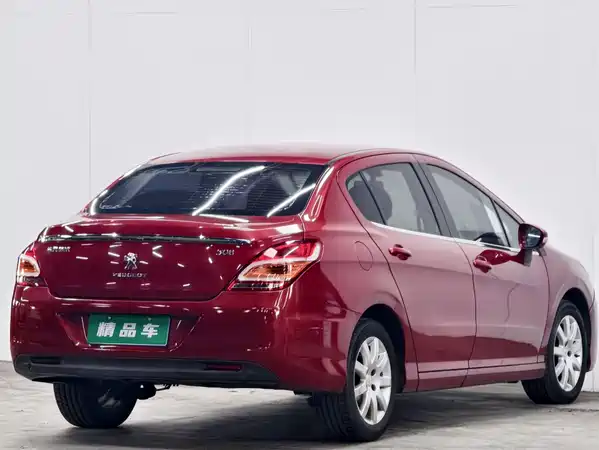 Peugeot 308 2012