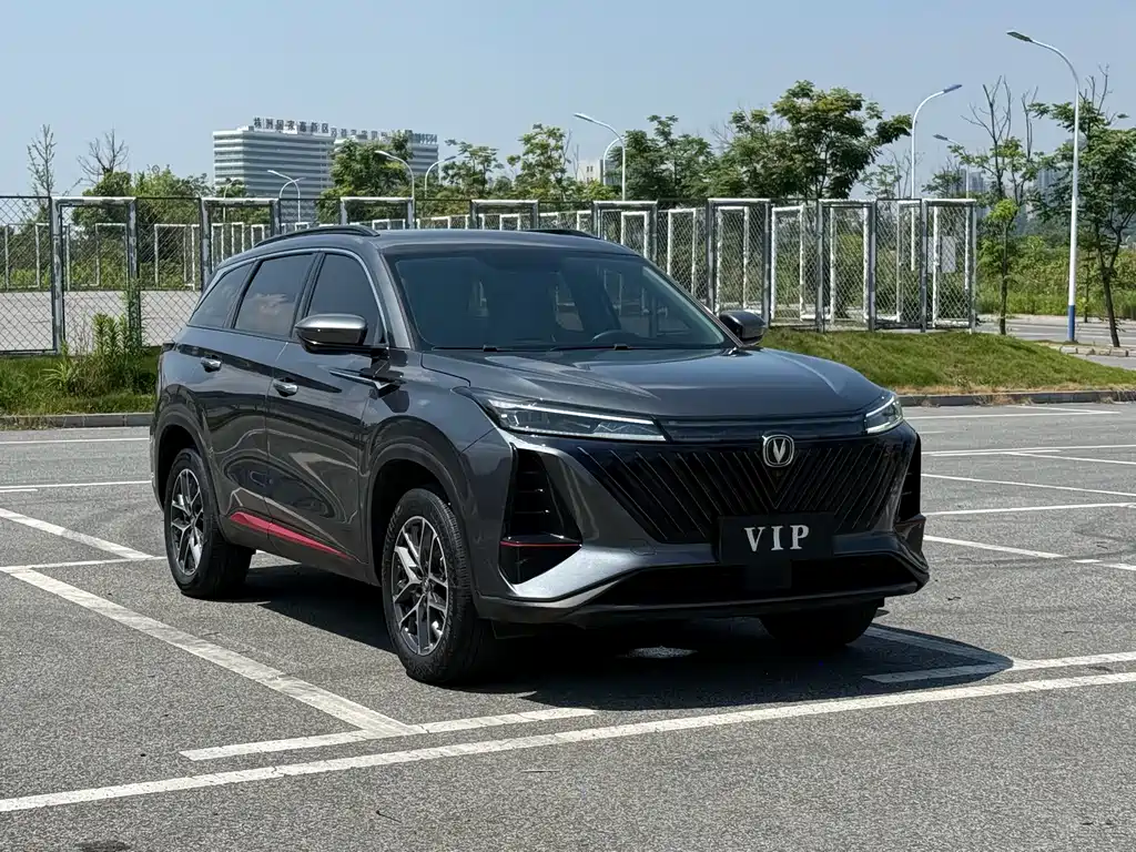 Changan CS75 PLUS 2022 — фото 2