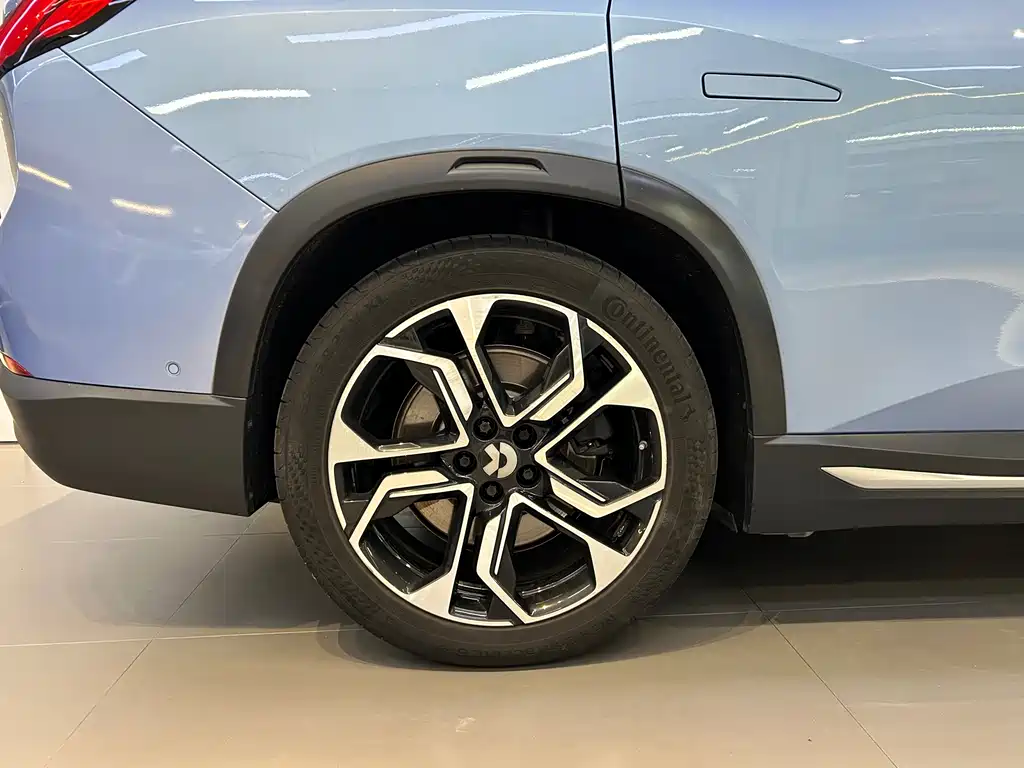 NIO ES8 2018