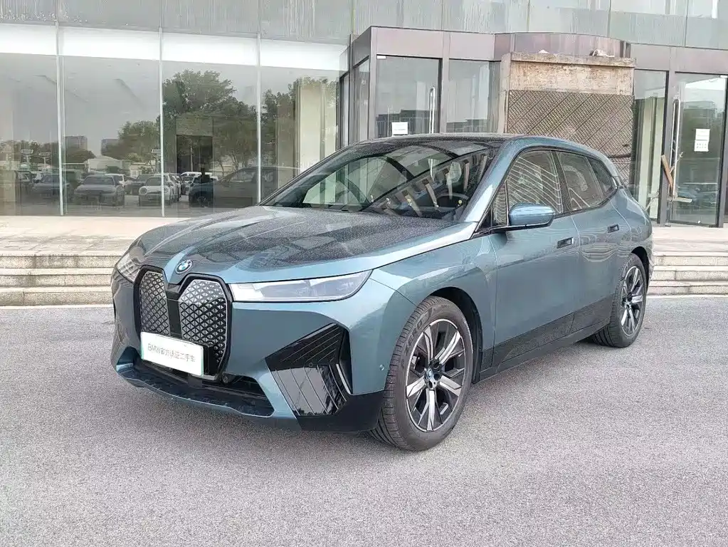 BMW iX 2023