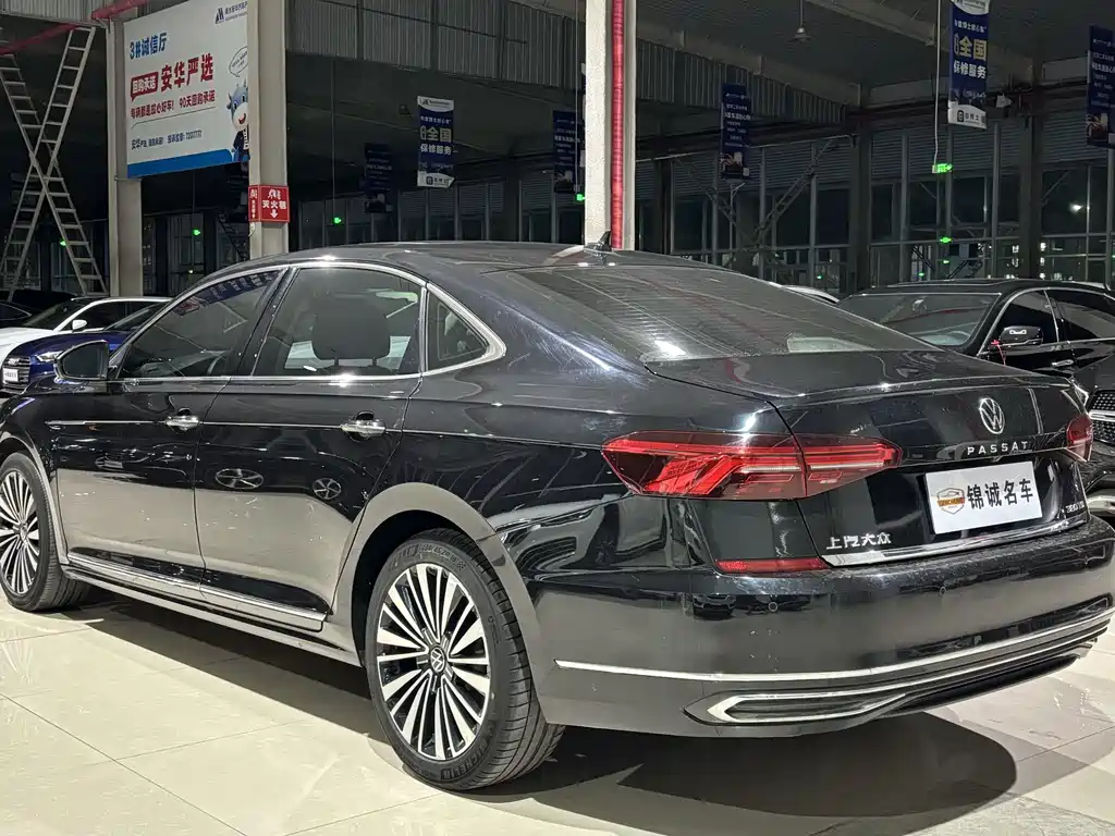 Volkswagen Passat 2021