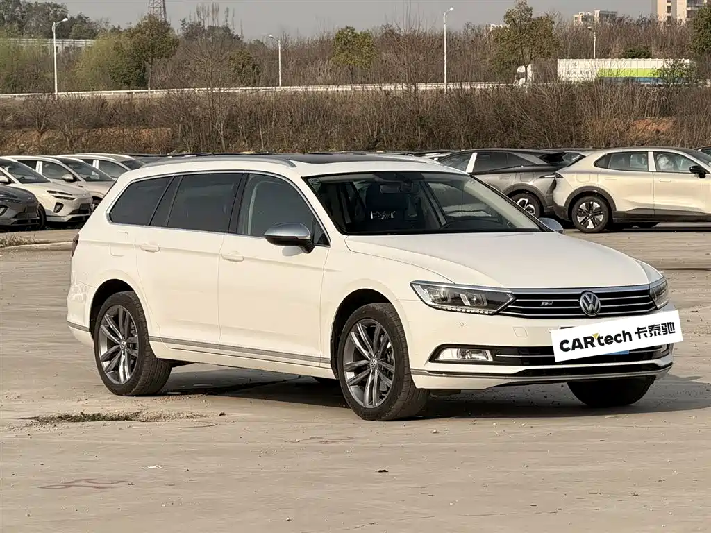 Volkswagen Viloran 2018 — фото 2