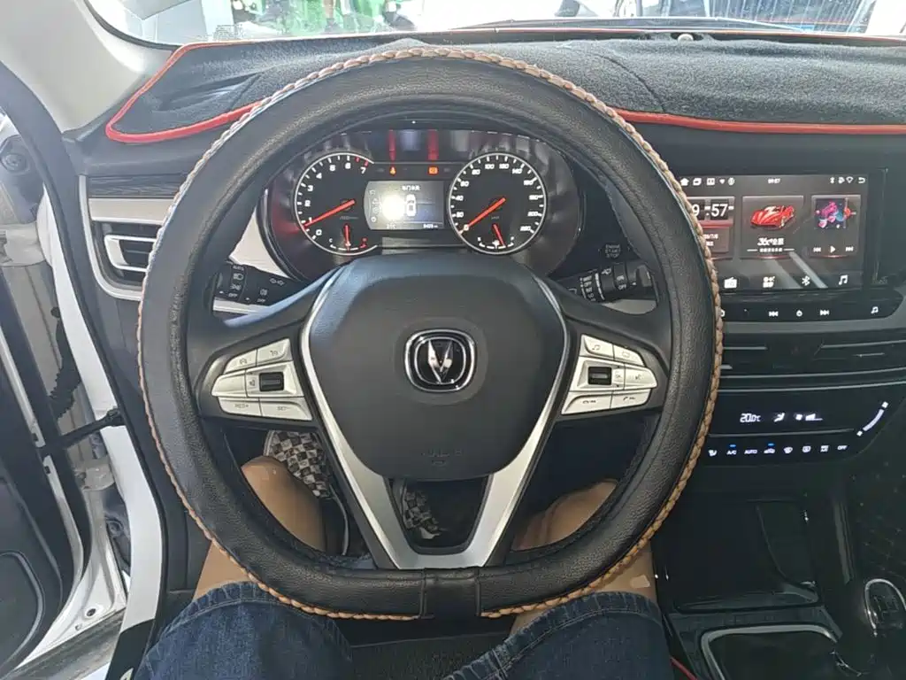 Changan CS35PLUS 2020 — фото 11