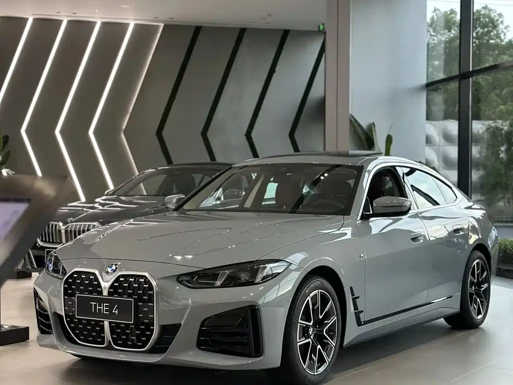 BMW 4 Series — фото 1