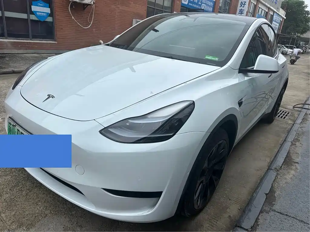 Tesla Model Y 2022 — фото 1