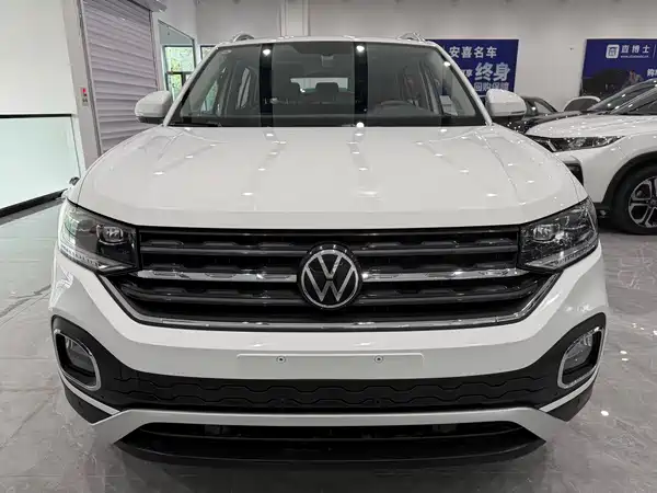 Volkswagen Tacqua 2022