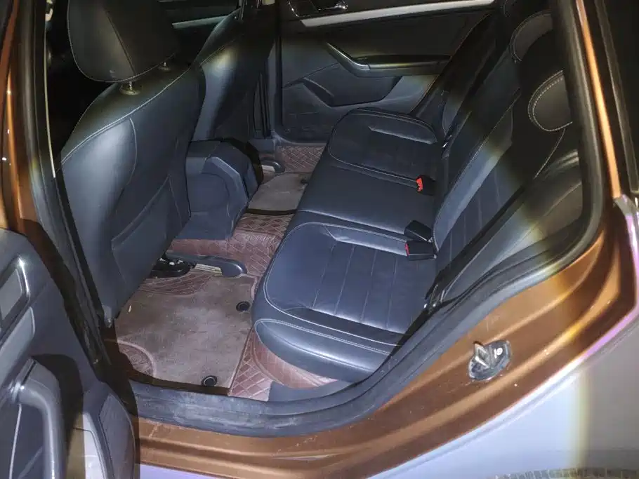 Volkswagen Gran Lavida 2017 — фото 11
