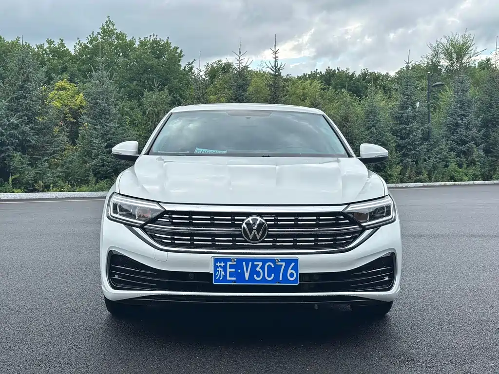 Volkswagen Sagitar 2023