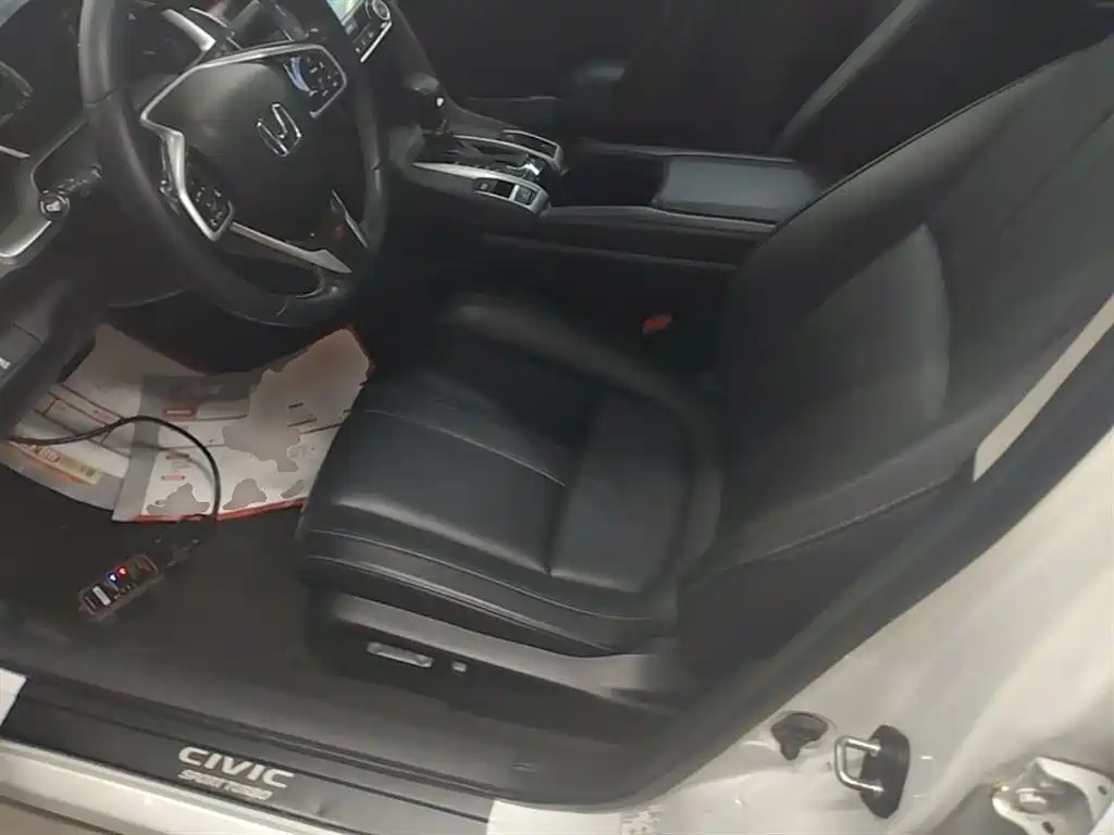 Honda Civic 2016 — фото 15