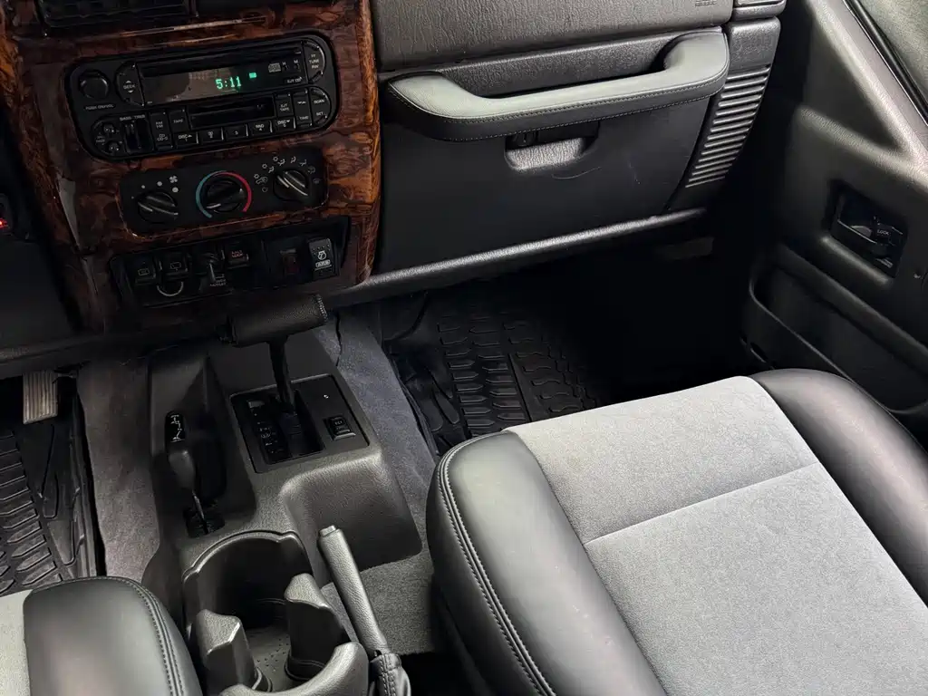 Jeep Wrangler 2004 — фото 24