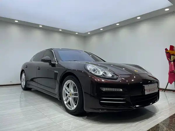 Porsche Panamera 2016