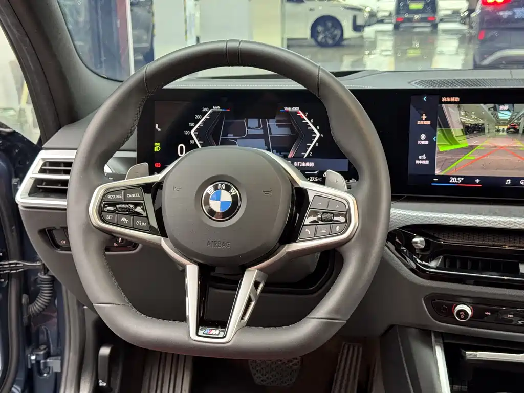 BMW 3 Series 2025 — фото 14