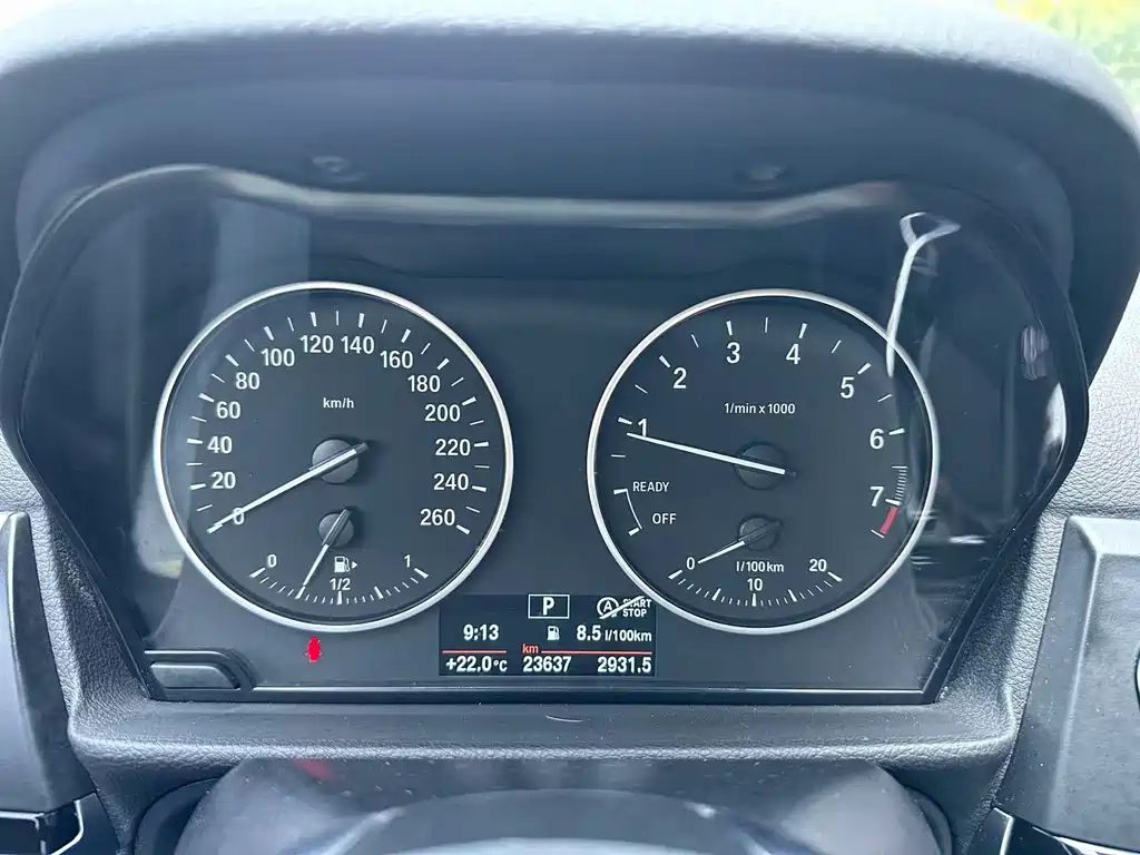 BMW 1 Series 2017 — фото 14
