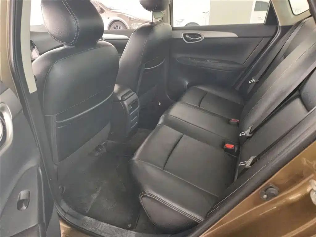 Nissan Sylphy 2020 — фото 14