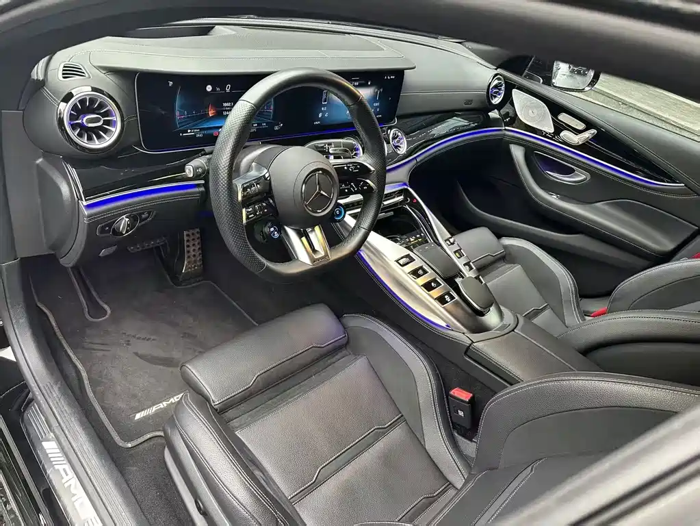 Mercedes-Benz AMG GT 2025 — фото 3