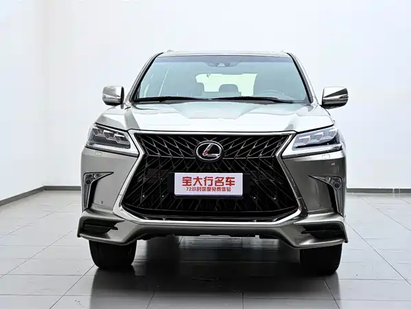 Lexus LX 2017