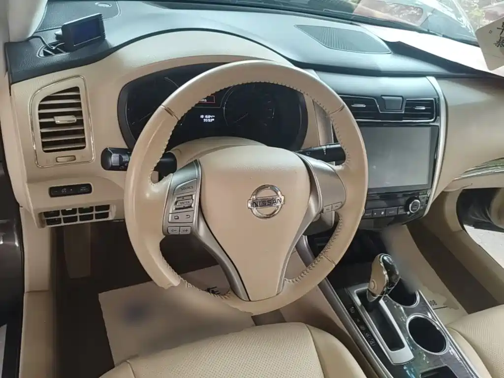 Nissan Teana 2015 — фото 11
