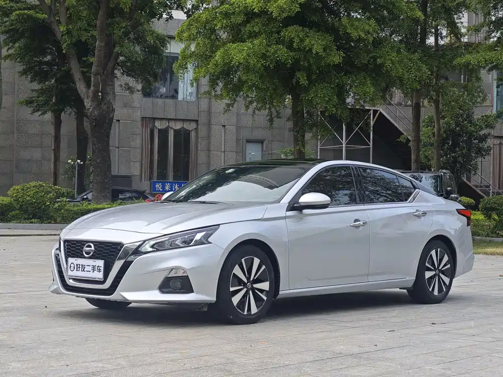 Nissan Teana 2021 — фото 1