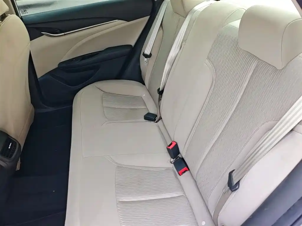 Buick Excelle 2017 — фото 17