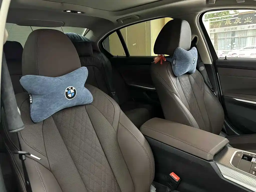 BMW 3 Series 2023