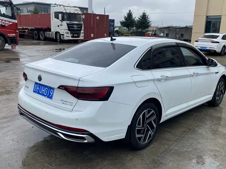 Volkswagen Sagitar 2023