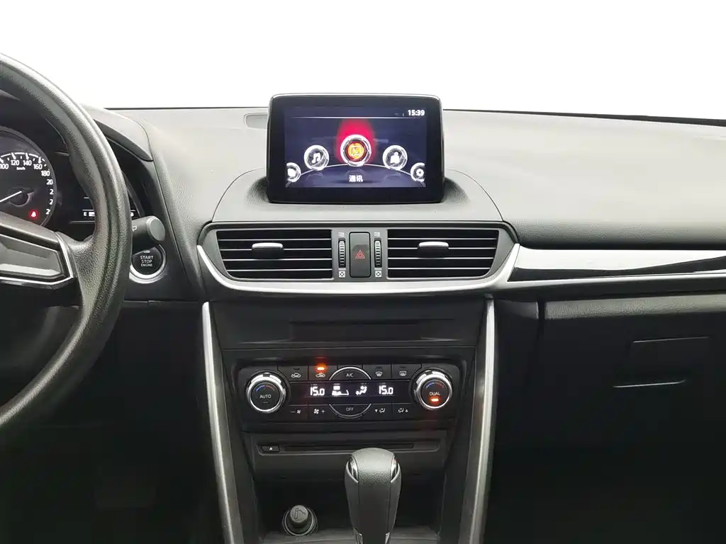 Mazda CX-4 2018 — фото 12