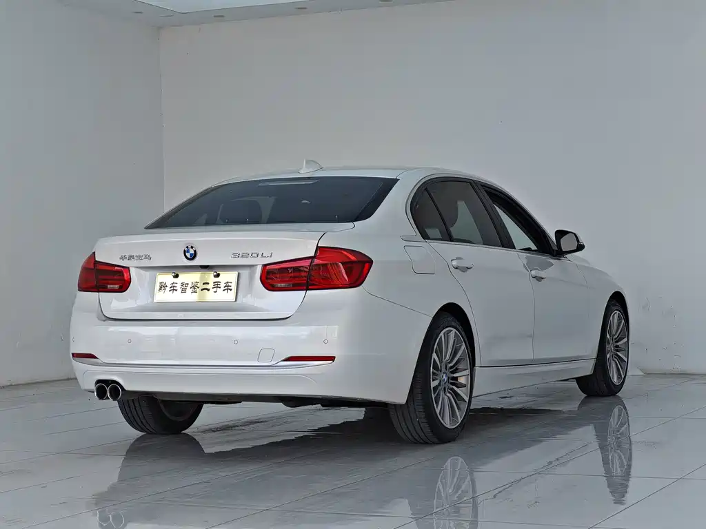BMW 3 Series 2019 — фото 4