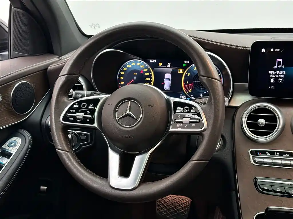 Mercedes-Benz GLC 2022 — фото 12