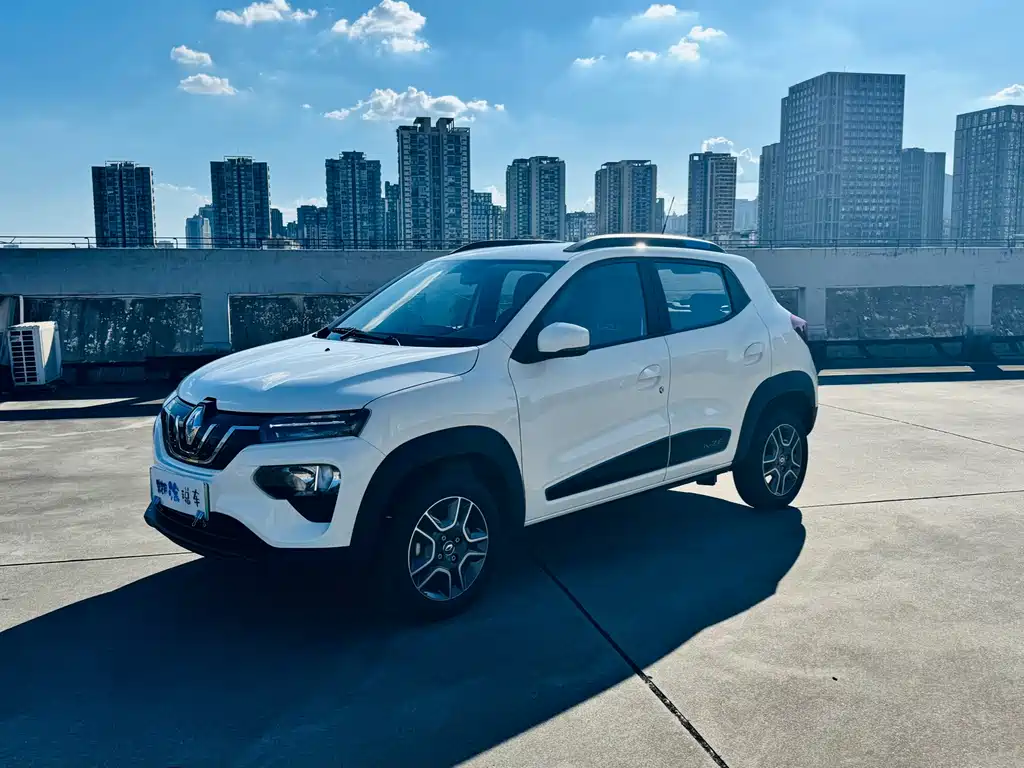 Renault Eno 2020 — фото 1