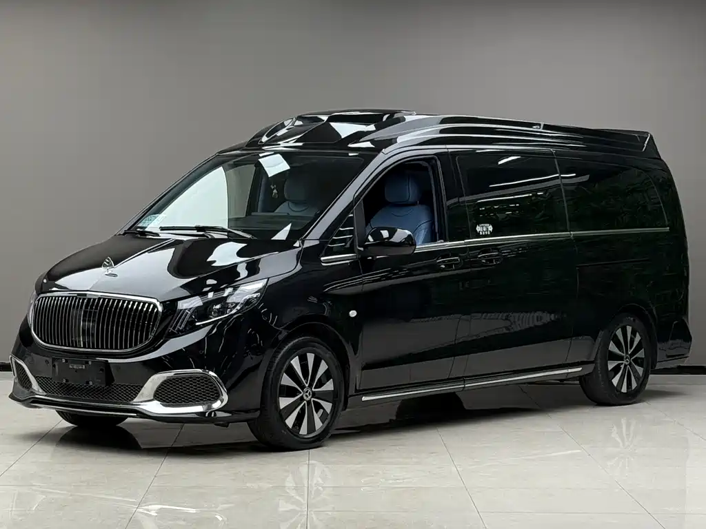 Mercedes-Benz Vito 2023 — фото 1