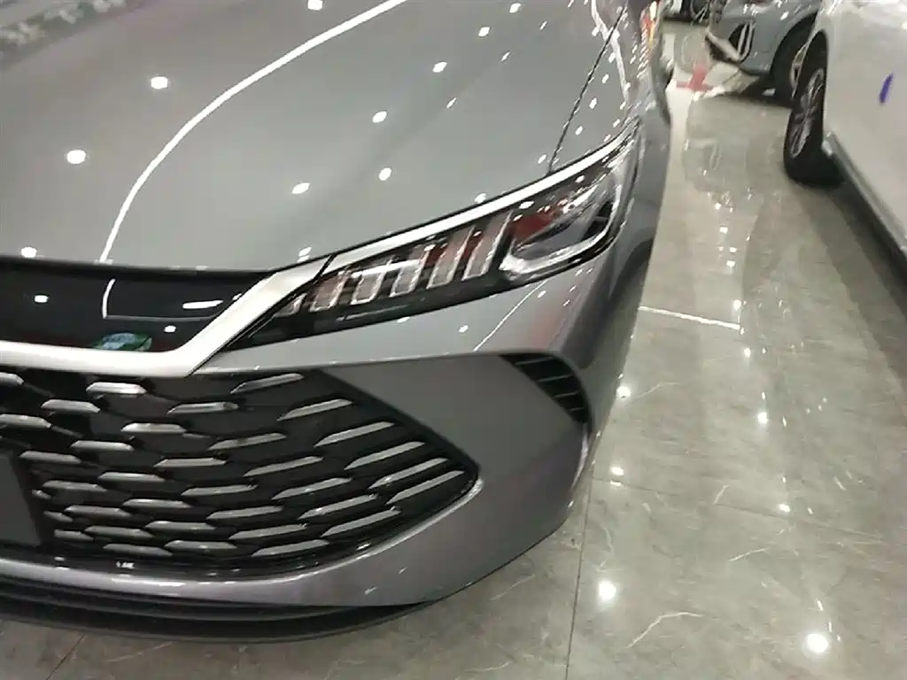 BYD Qin PLUS 2025 — фото 24