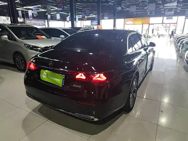 Mercedes-Benz E-Class 2024