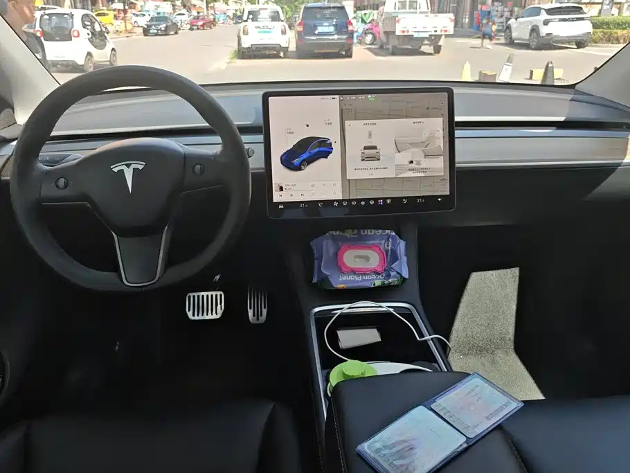 Tesla Model Y 2021 — фото 12