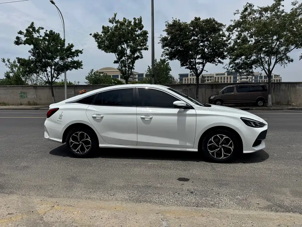 MG 5 2022