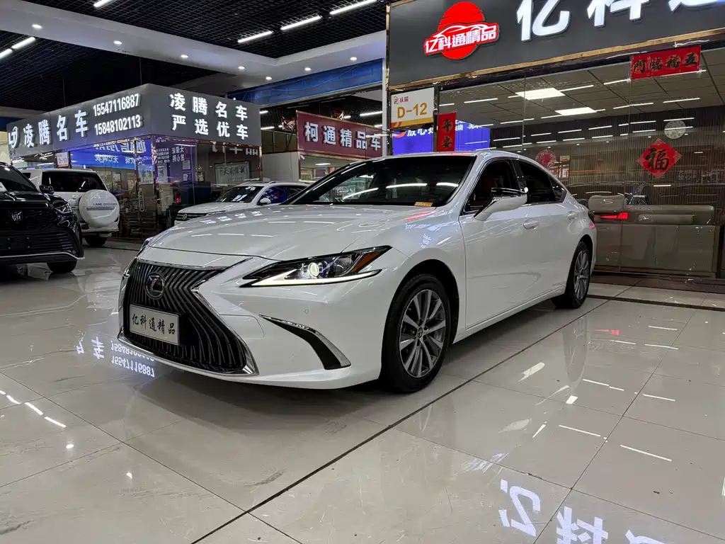Lexus ES 2021 — фото 2