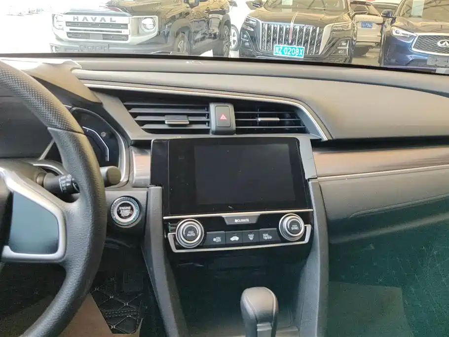 Honda Civic 2019 — фото 13