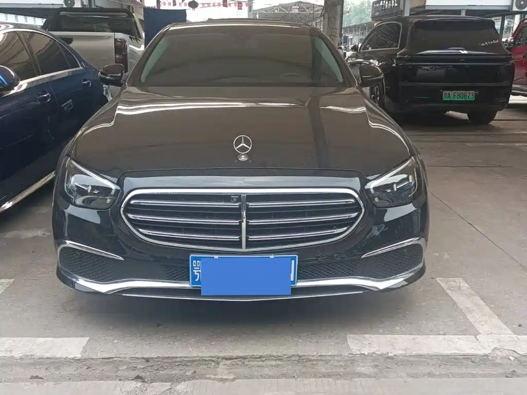 Mercedes-Benz E-Class 2023