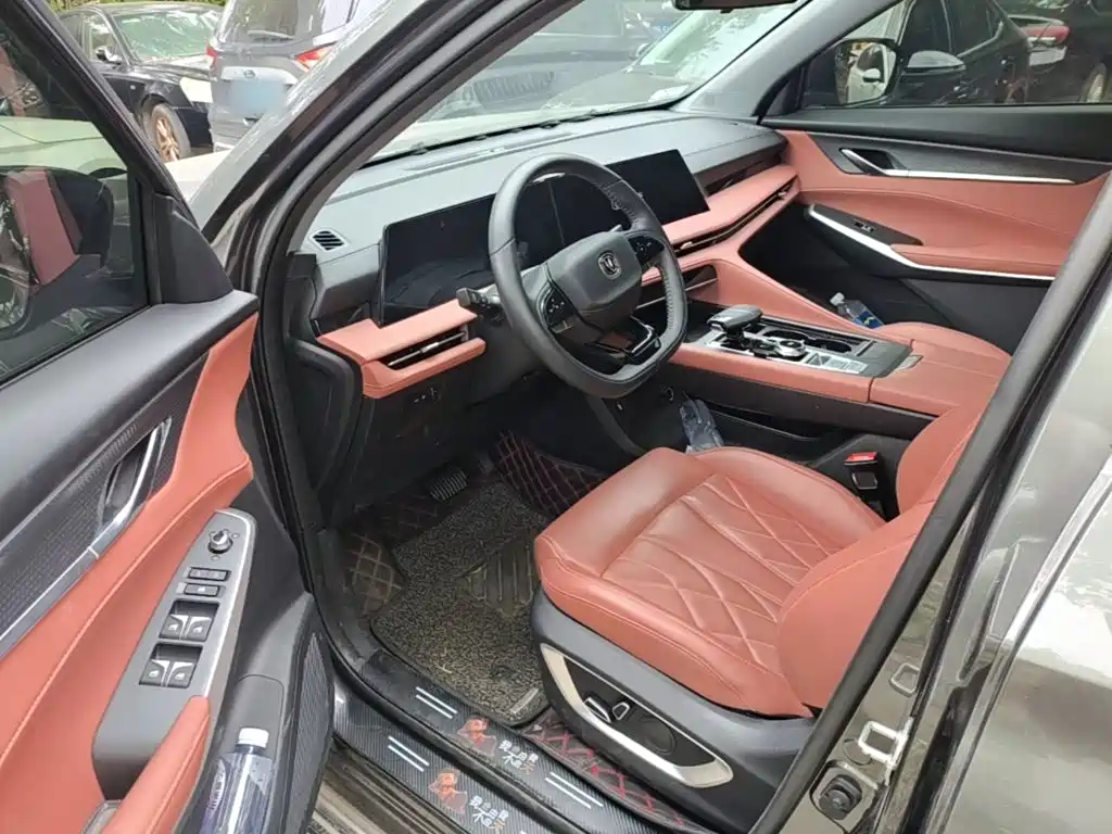 Changan CS75PLUS 2024 — фото 12