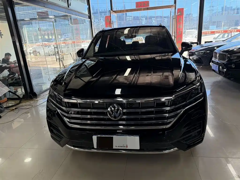 Volkswagen Touareg 2019 — фото 2