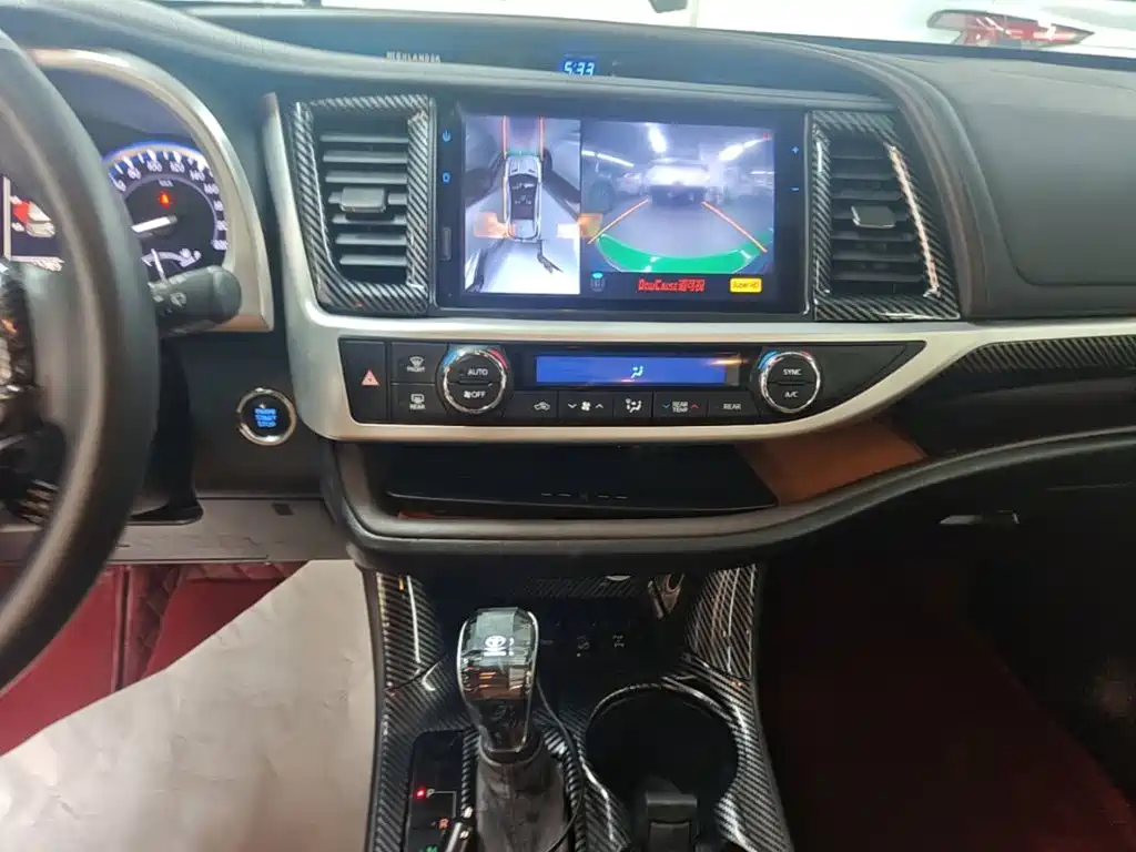 Toyota Highlander 2021 — фото 13